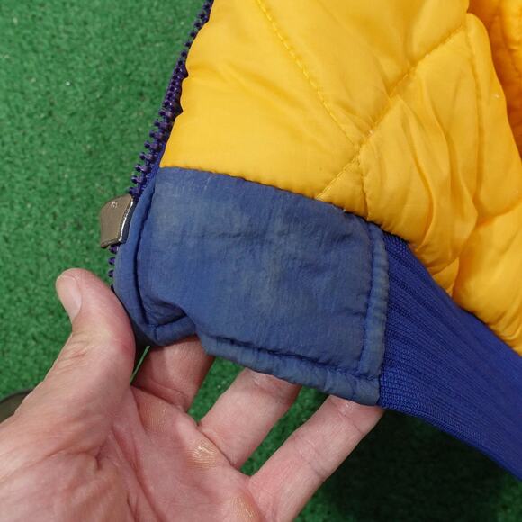 Vintage St. Louis Rams Puffer Jacket Mens Blue NFL Football Hooded Logo 7 90s - Picture 13 of 16